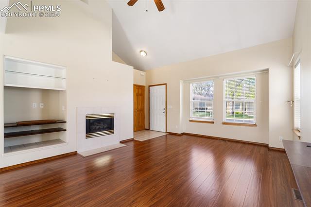 3240 Chestnut Glen Lane