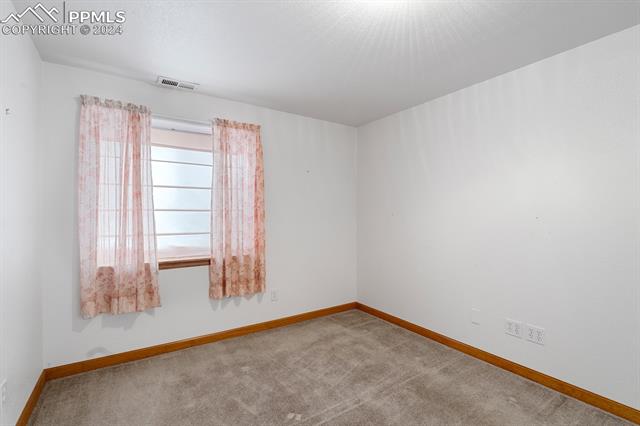 3240 Chestnut Glen Lane