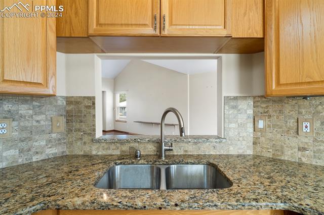 3240 Chestnut Glen Lane