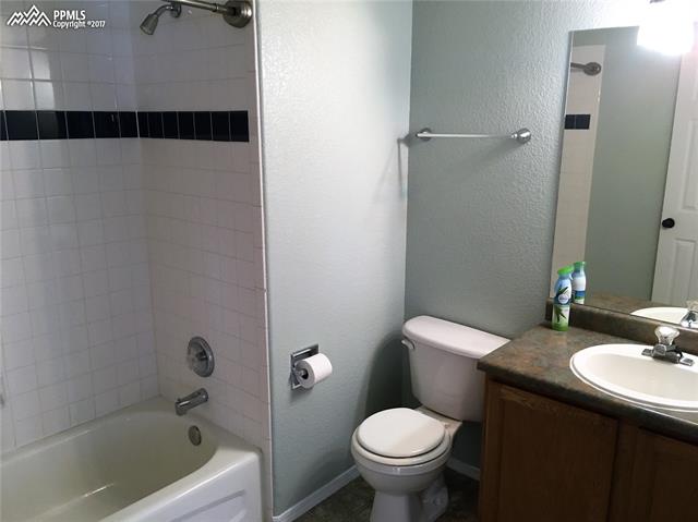 6975 Fountain Vista Circle