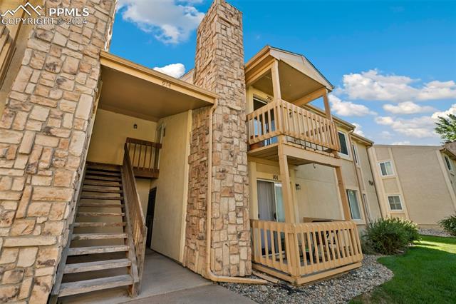 914 Tenderfoot Hill Road 201