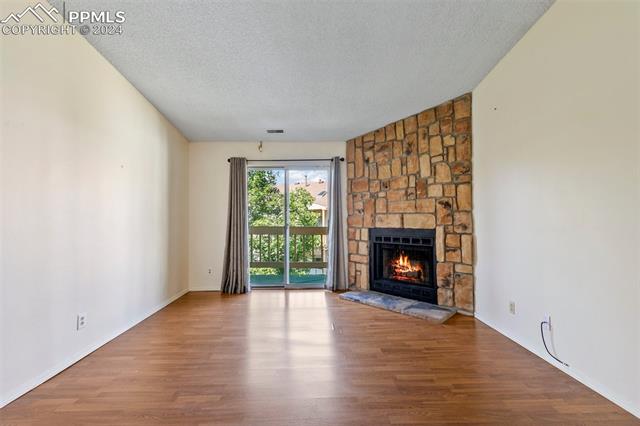 914 Tenderfoot Hill Road 201