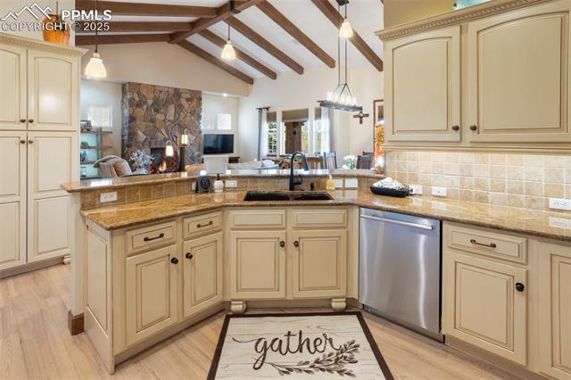 2192 Rocking Horse Court