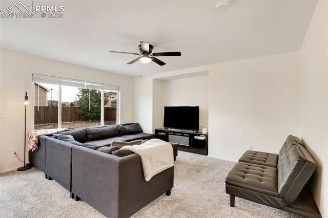 6949 Red Cardinal Loop