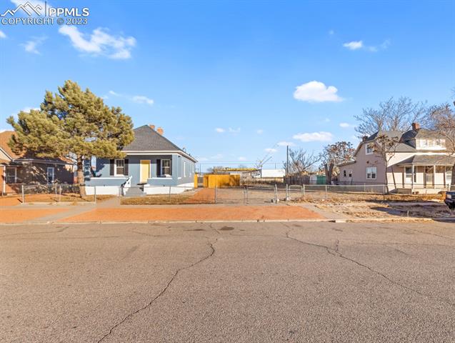 2316 E Evans Avenue