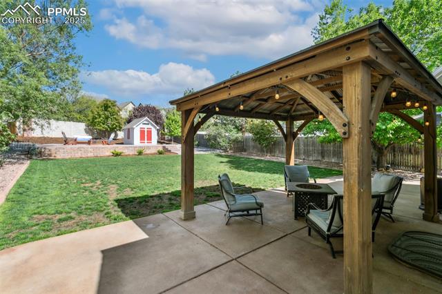 4407 Round Hill Drive