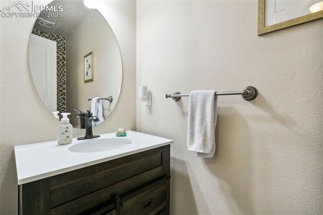 4407 Round Hill Drive