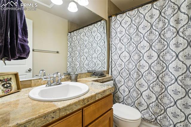 4407 Round Hill Drive