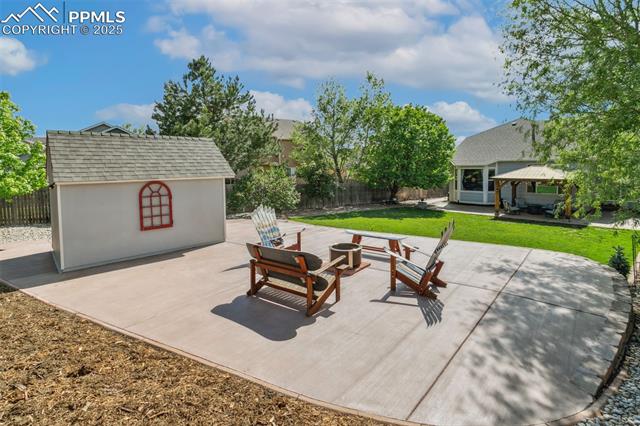 4407 Round Hill Drive