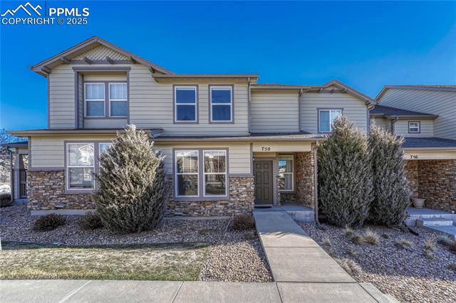 750 Vista Verde Heights