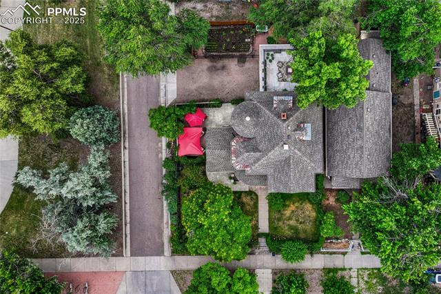 637 E Boulder Street