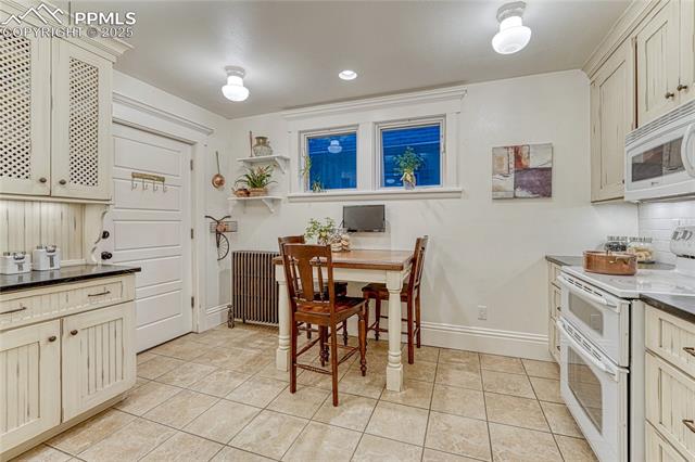 637 E Boulder Street