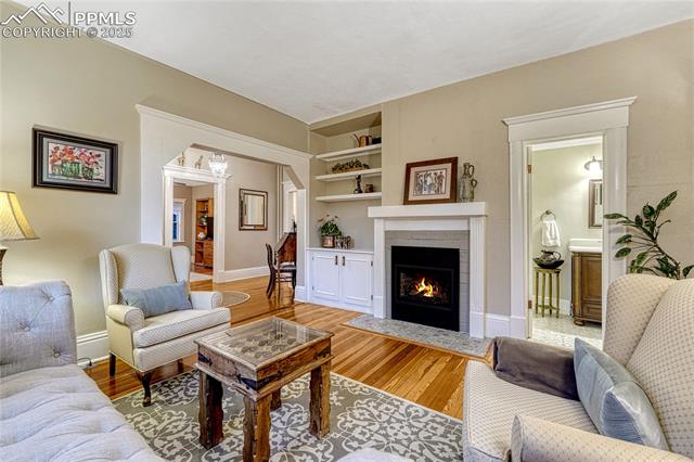 637 E Boulder Street