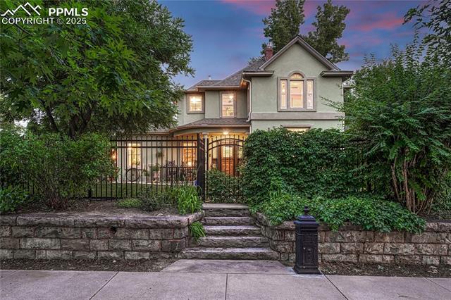 637 E Boulder Street