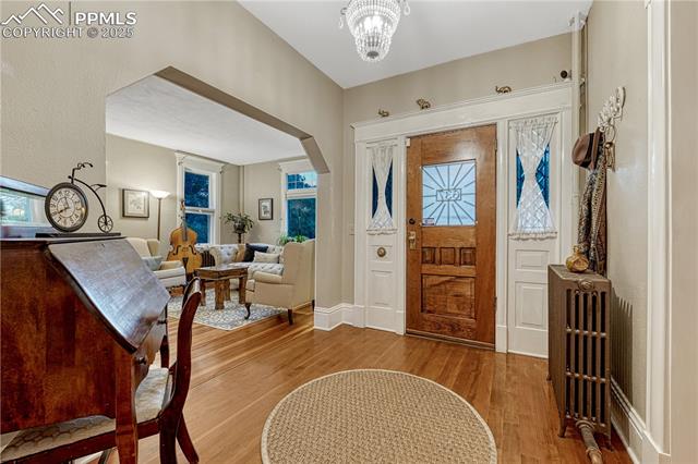 637 E Boulder Street