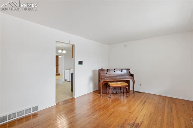 404 Kiva Road