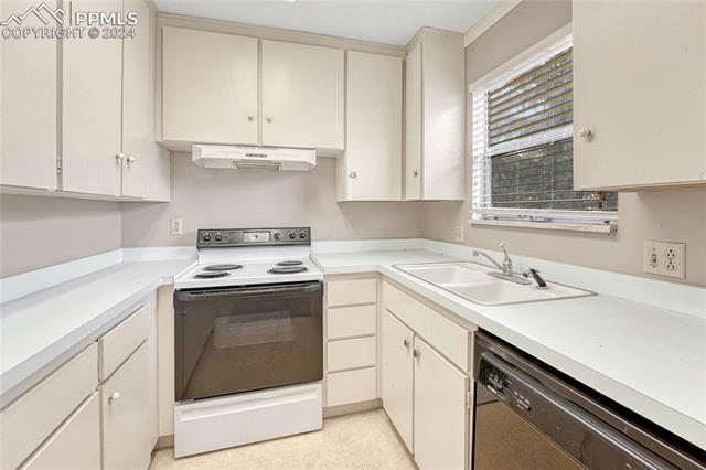 5208 Kissing Camels Drive F5/6