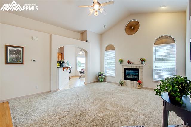 9954 Glenrose Circle