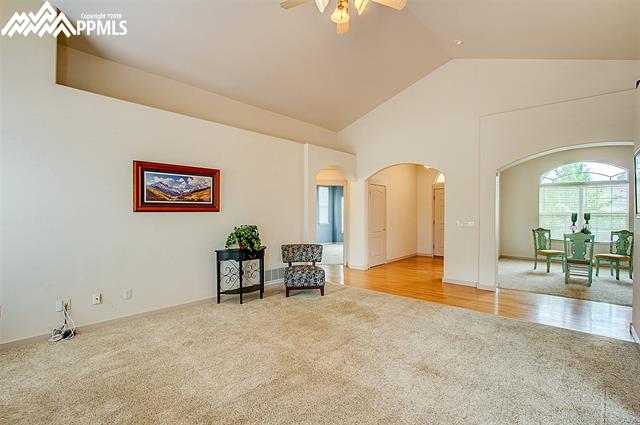 9954 Glenrose Circle