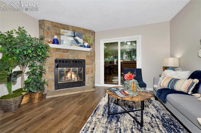 4176 Charleston Drive