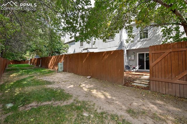 4176 Charleston Drive