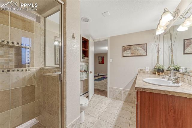 82 Raven Hills Court