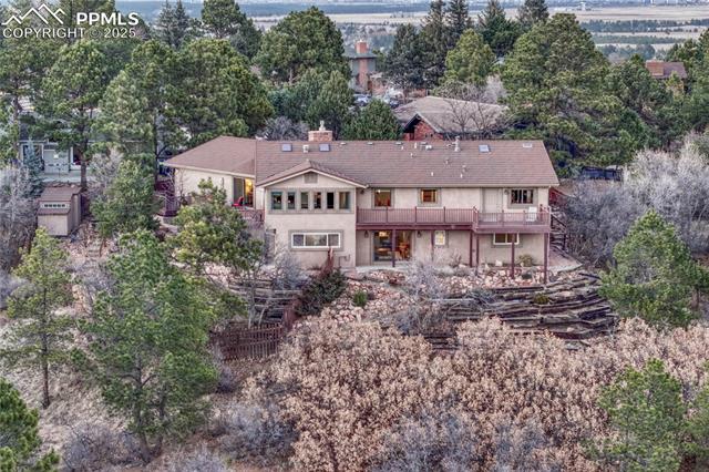 82 Raven Hills Court