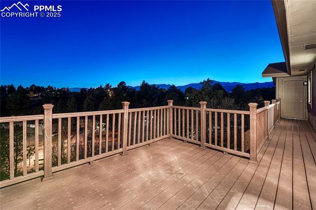 82 Raven Hills Court