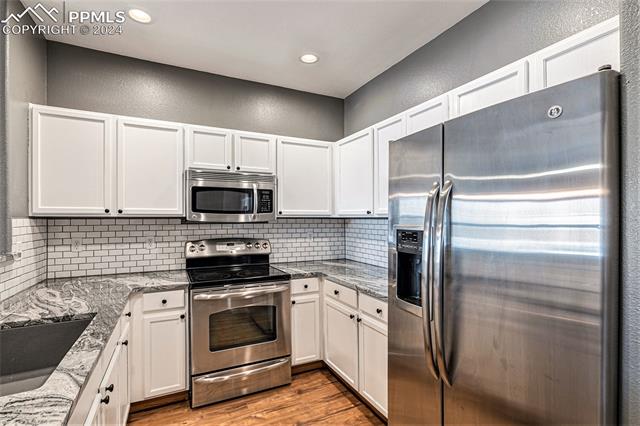 6453 Endurance Heights