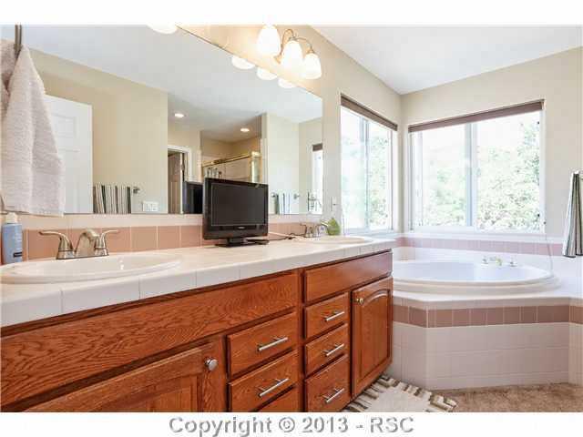 20 Villegreen Street