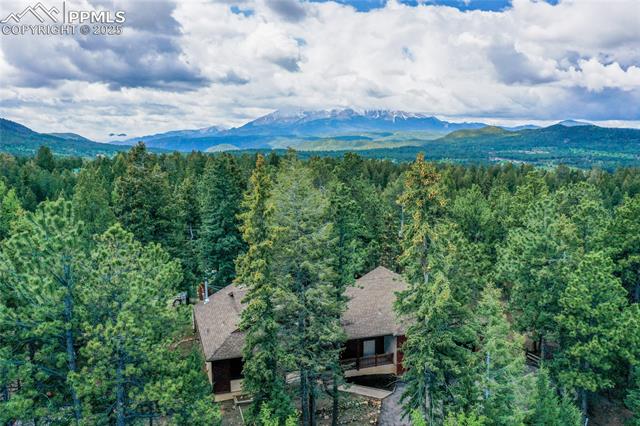 2720 Sunnywood Avenue