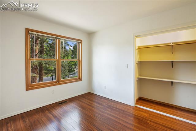 2720 Sunnywood Avenue