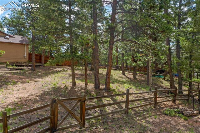 2720 Sunnywood Avenue