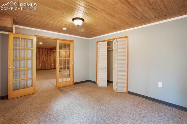 2720 Sunnywood Avenue