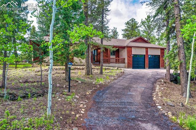 2720 Sunnywood Avenue