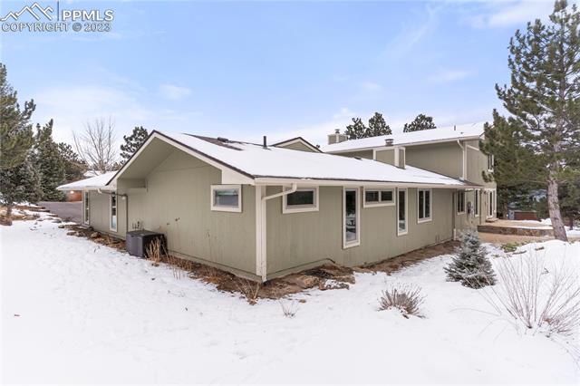 18430 Sloan Lane