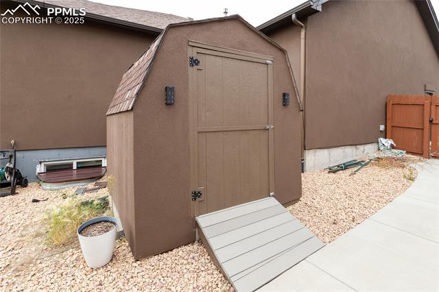 10737 Maroon Peak Way
