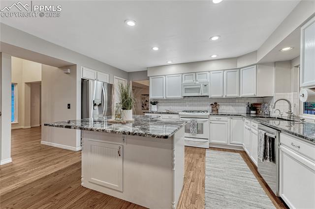 8370 Drayton Hall Drive