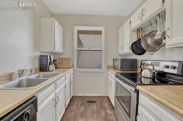 5720 Trout Creek Pass Drive