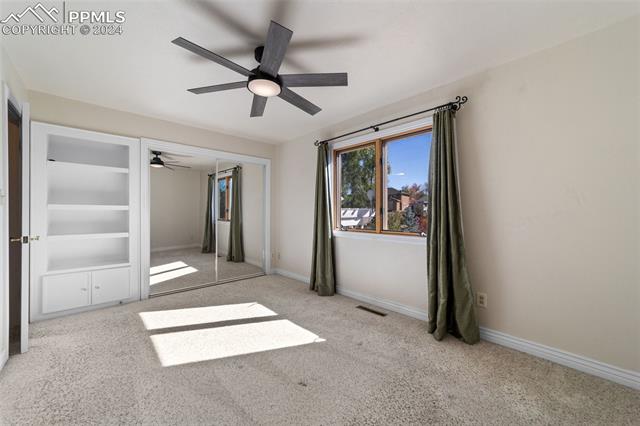 4613 S Sleepy Hollow Circle