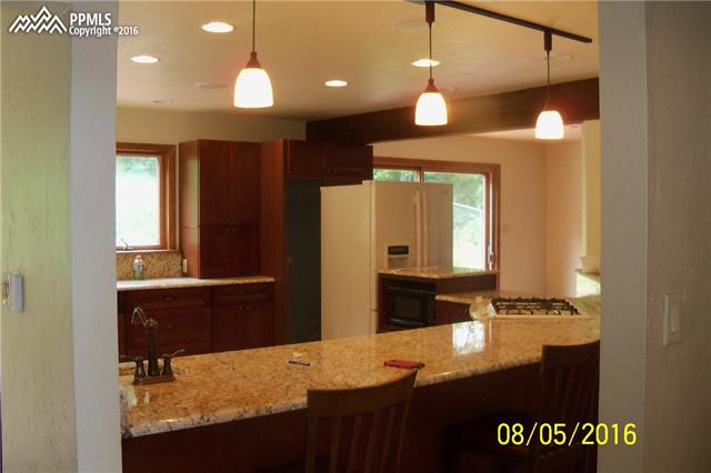 711 S Bear Paw Lane