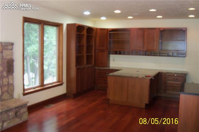 711 S Bear Paw Lane