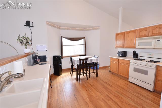 4745 Paramount Place