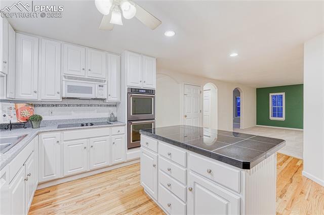 16595 Dancing Wolf Way