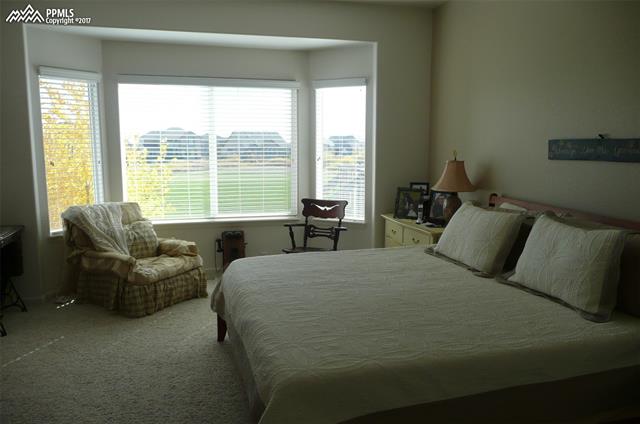 12464 Pine Valley Circle