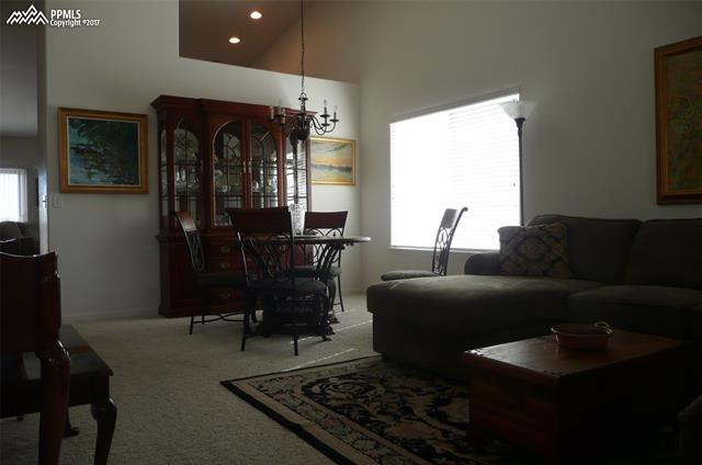 12464 Pine Valley Circle