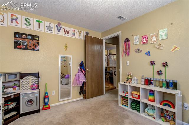 2635 Clarendon Drive