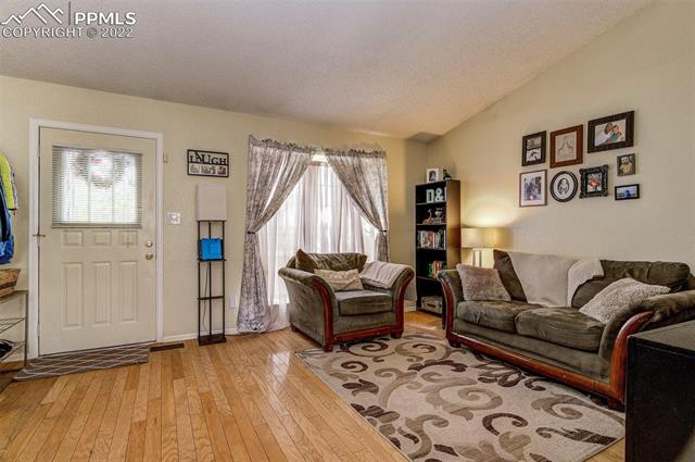 2635 Clarendon Drive