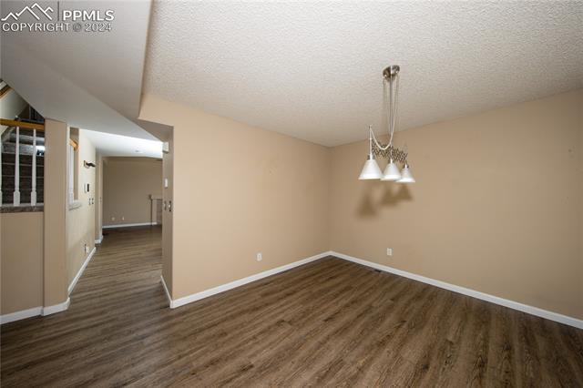 5495 Pioneer Mesa Drive