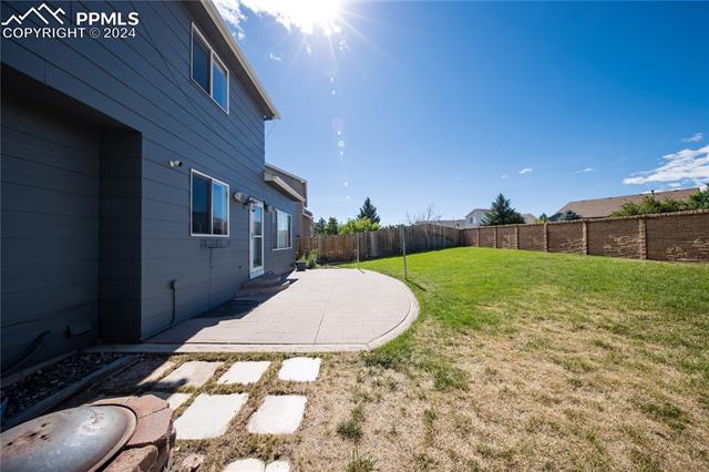 5495 Pioneer Mesa Drive